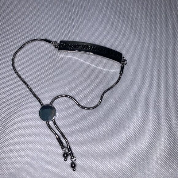 Zoe’s Loft Engraved Bracelet Prayer Patience Faith Color Silver - Picture 7 of 7